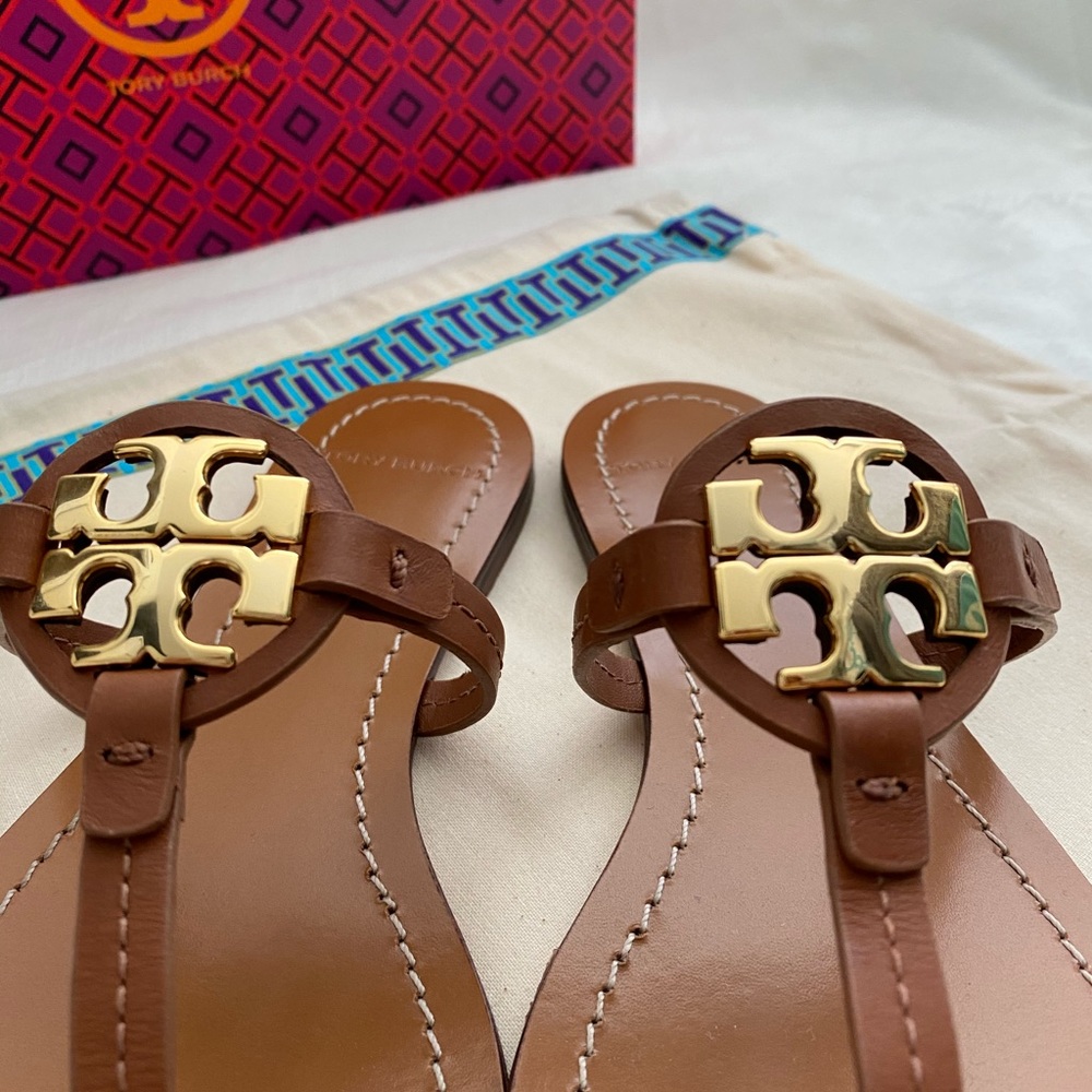 Tory Burch Mini Miller Leather Thong - Picture 5 of 12